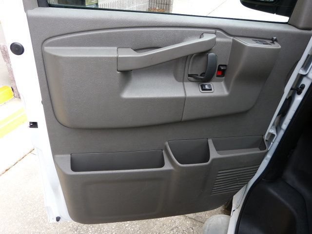 Used 2024 GMC Savana 2500 w/ Driver Convenience Package RWD image 26