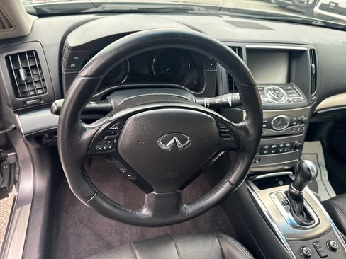 Used 2013 INFINITI G37 x Sedan w/ Premium Pkg image 30