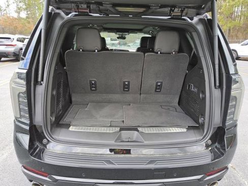 Used 2025 Chevrolet Tahoe RST w/ Advanced Technology Package image 10