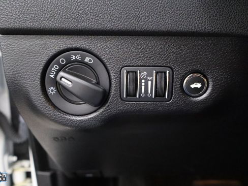 Used 2023 Dodge Charger SXT image 13