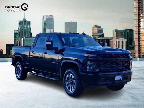 Used 2023 Chevrolet Silverado 2500 Custom w/ Custom Convenience Package image 8