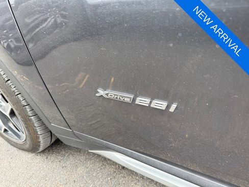 Used 2017 BMW X1 xDrive28i w/ Premium Package AWD/4WD image 7