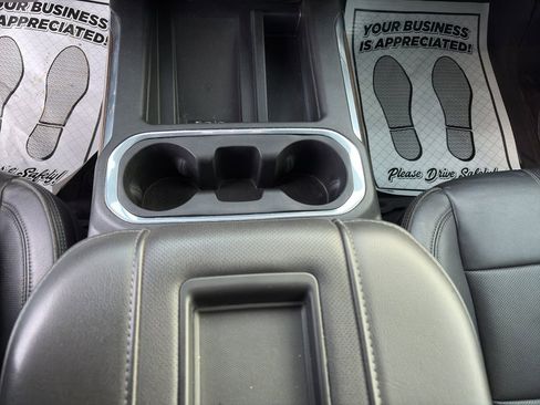 Used 2022 Chevrolet Silverado 3500 High Country w/ Z71 Off-Road Package image 18