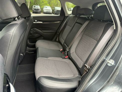 Used 2025 Kia Seltos S FWD image 8