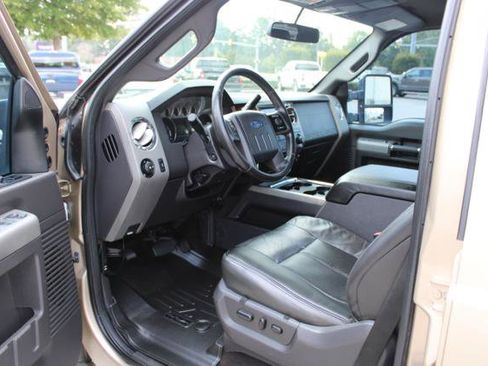 Used 2012 Ford F250 Lariat w/ Chrome Pkg AWD/4WD image 18