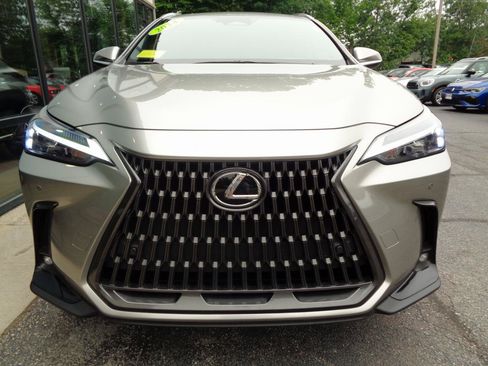 Used 2024 Lexus NX 350h AWD image 2