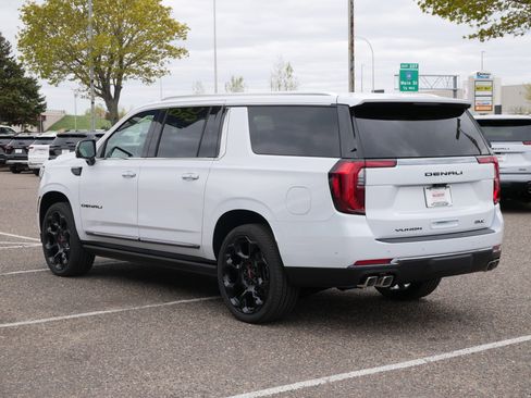 New 2026 GMC Yukon XL Denali Ultimate AWD/4WD image 5