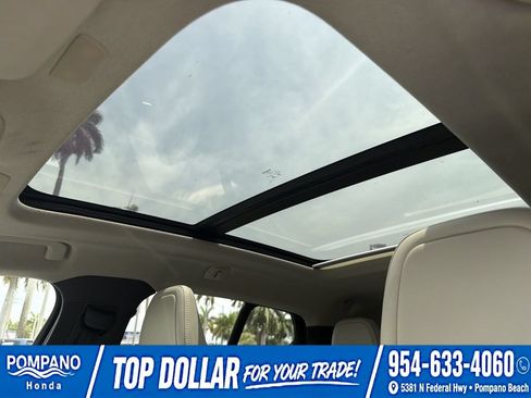 Used 2020 Volvo XC40 T5 Momentum w/ Protection Package Premier AWD/4WD image 29