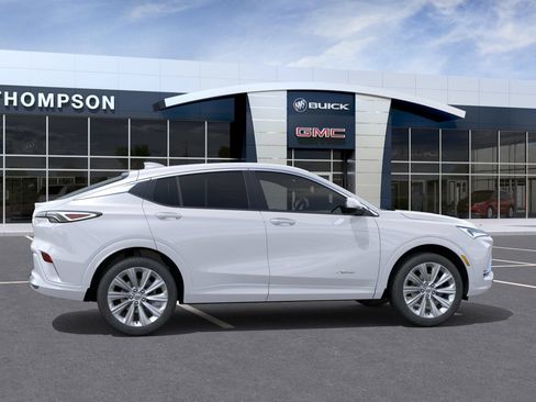New 2026 Buick Envista Sport Touring FWD image 32
