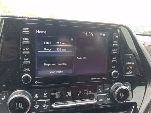 Used 2021 Toyota Highlander XSE FWD image 28