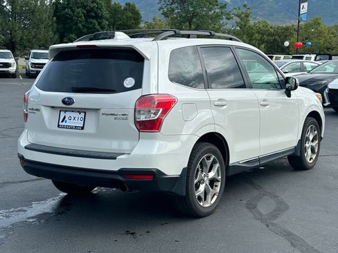 Used 2016 Subaru Forester 2.5i Touring w/ Eyesight & Navigation System AWD/4WD image 3