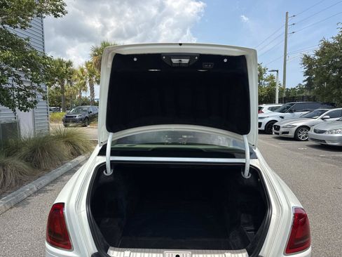 Used 2012 Rolls-Royce Ghost RWD image 16