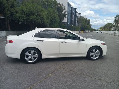 Used 2010 Acura TSX Sedan FWD image 4