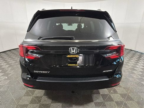 Used 2023 Honda Odyssey Sport image 3