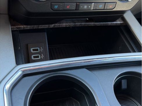 Used 2019 Ford F250 Lariat w/ Lariat Ultimate Package image 17