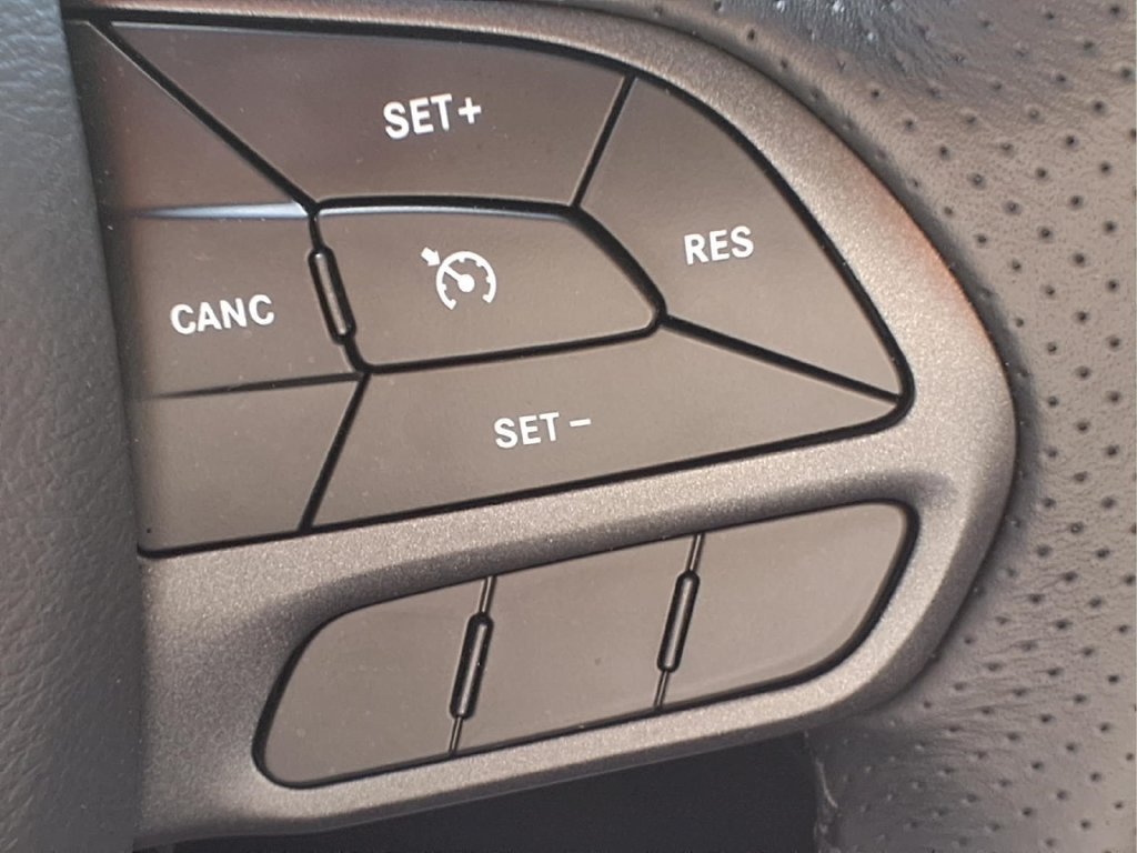Used 2025 Dodge Durango GT w/ Blacktop Package RWD image 18