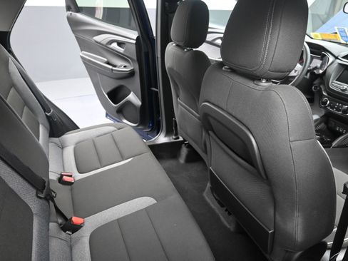Used 2023 Chevrolet TrailBlazer LT FWD image 32