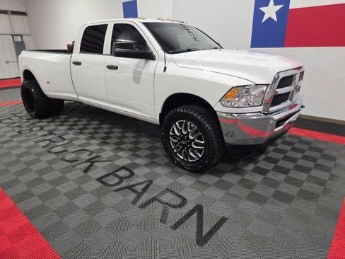 Used 2016 RAM 3500 Tradesman w/ Chrome Appearance Group image 15