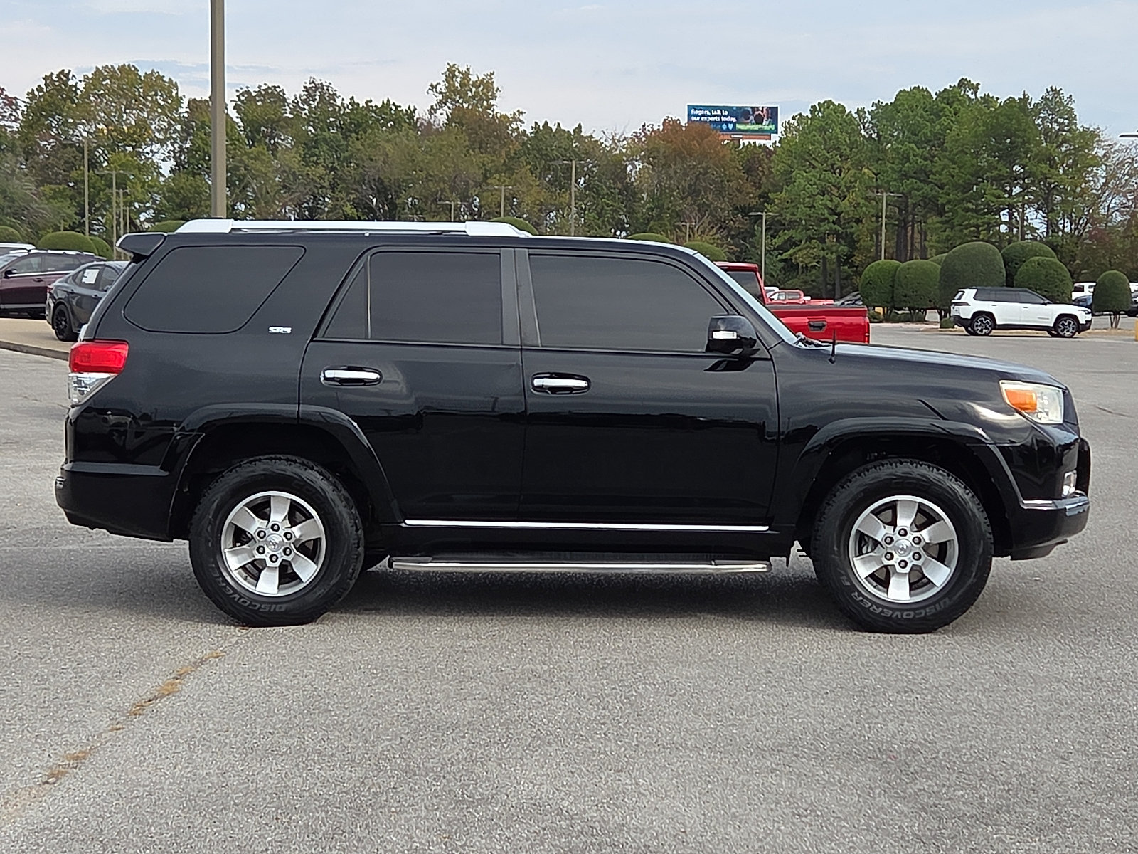 Used 2012 Toyota 4Runner SR5 w/ Convenience Pkg AWD/4WD image 6