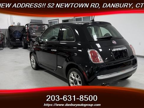Used 2017 FIAT 500 Lounge FWD image 2