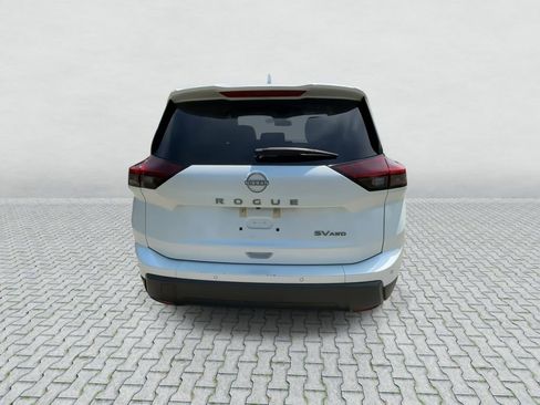 Certified 2024 Nissan Rogue SV AWD/4WD image 7