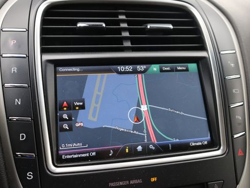 Used 2016 Lincoln MKX Reserve w/ Technology Package AWD/4WD image 11