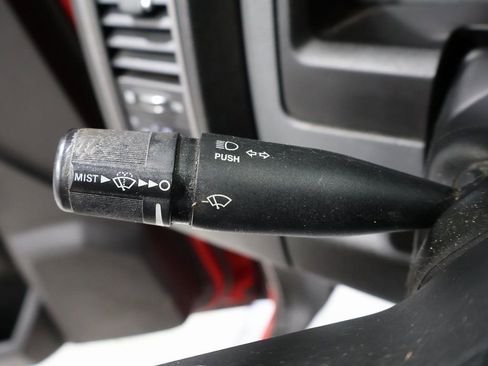 Used 2018 RAM 2500 Tradesman w/ Chrome Appearance Group image 37