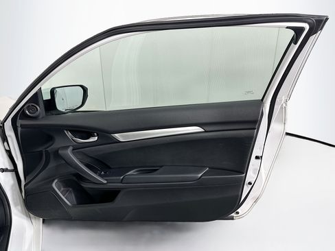 Used 2019 Honda Civic Sport image 27