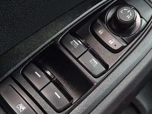 Certified 2025 Subaru Crosstrek 2.5i Sport AWD/4WD image 18
