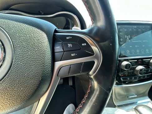 Used 2020 Jeep Grand Cherokee Trailhawk w/ Trailhawk Luxury Group AWD/4WD image 21