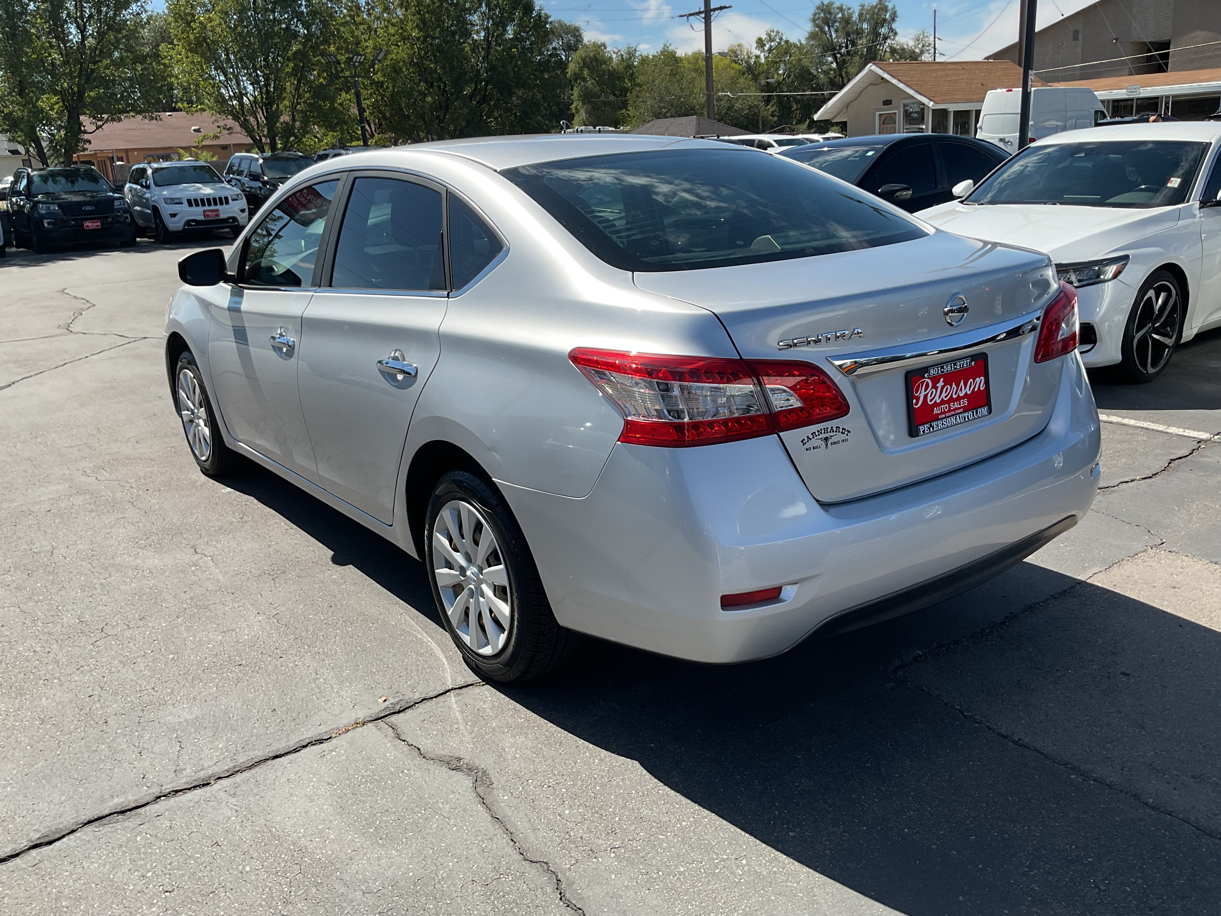 Used 2015 Nissan Sentra S FWD image 7