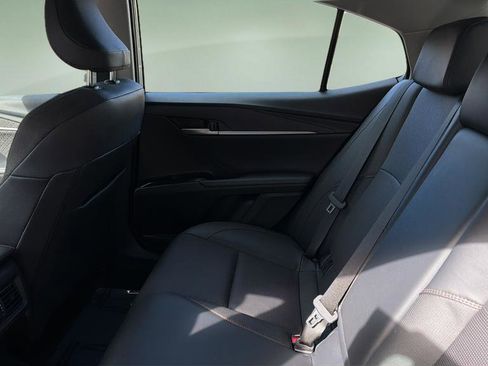 Used 2025 Toyota Camry XLE image 15