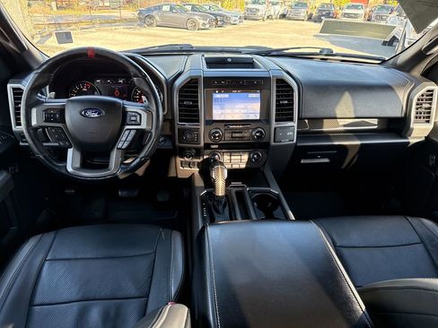 Used 2018 Ford F150 Raptor w/ Equipment Group 802A Luxury image 5