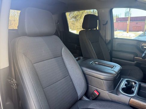 Used 2021 Chevrolet Silverado 1500 LT Trail Boss w/ Bed Protection Package AWD/4WD image 13