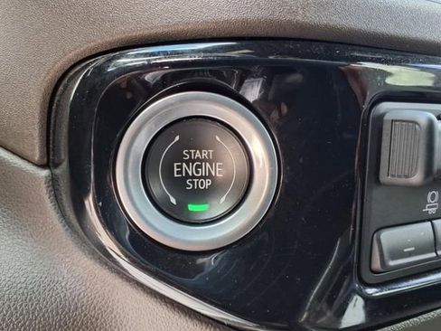 Used 2024 Chevrolet Silverado 3500 LTZ w/ LTZ Convenience Package image 23