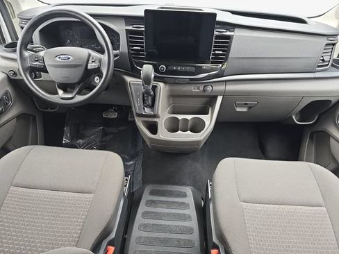 Used 2023 Ford Transit 350 XLT RWD image 13