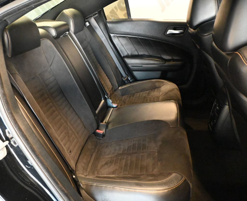 Used 2018 Dodge Charger R/T RWD image 18