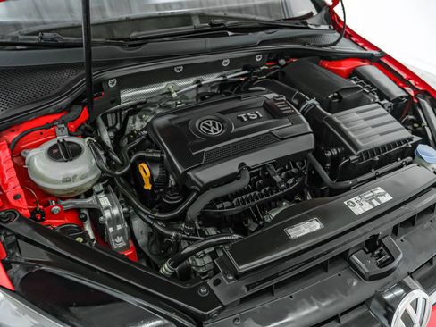 Used 2015 Volkswagen Golf SE image 43