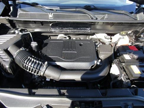 Used 2023 GMC Acadia SLT image 10