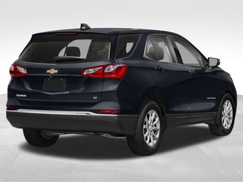 Used 2020 Chevrolet Equinox LT image 2