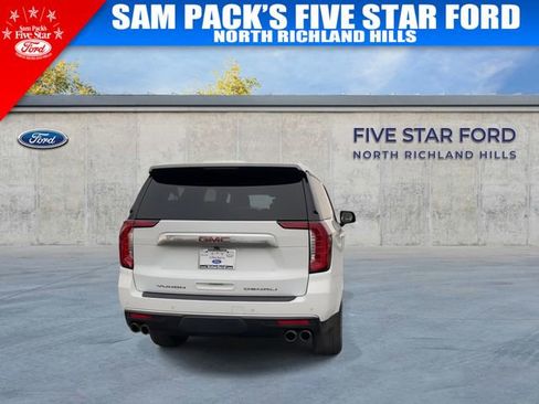 Used 2023 GMC Yukon XL Denali image 8