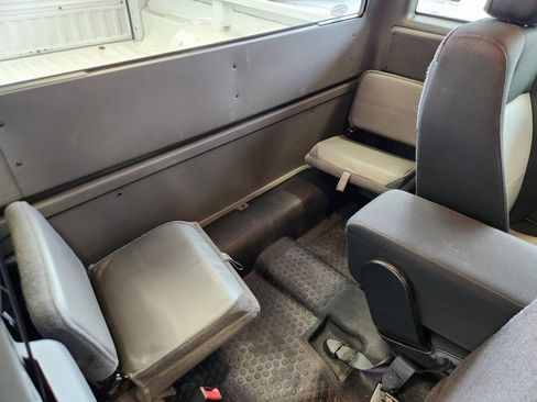 Used 2010 Ford Ranger XL image 15