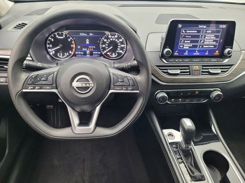 Used 2023 Nissan Altima 2.5 SV image 22