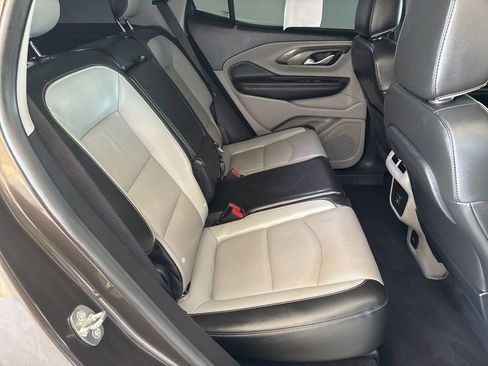 Used 2020 GMC Terrain SLT w/ Preferred Package AWD/4WD image 27