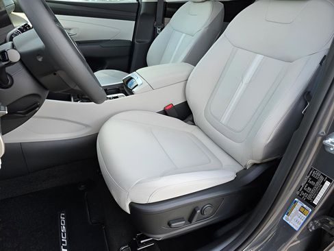 New 2026 Hyundai Tucson SEL image 13