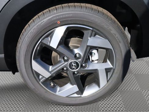 New 2026 Hyundai Venue SEL FWD image 5