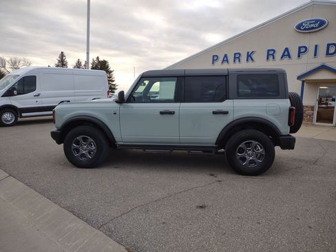 Used 2024 Ford Bronco Big Bend image 2