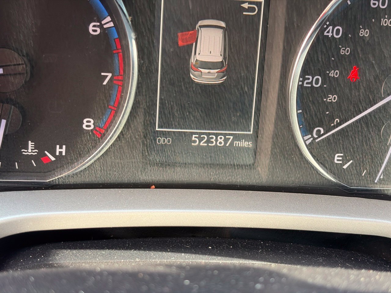 Used 2016 Toyota RAV4 XLE FWD image 12