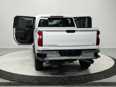 Used 2023 Chevrolet Silverado 2500 LT w/ Convenience Package AWD/4WD image 15