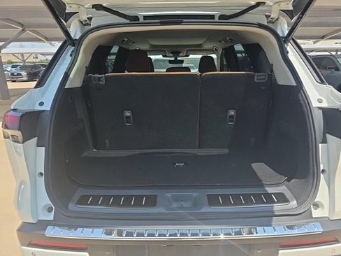 Certified 2023 INFINITI QX60 Sensory w/ Vision Package AWD/4WD image 10